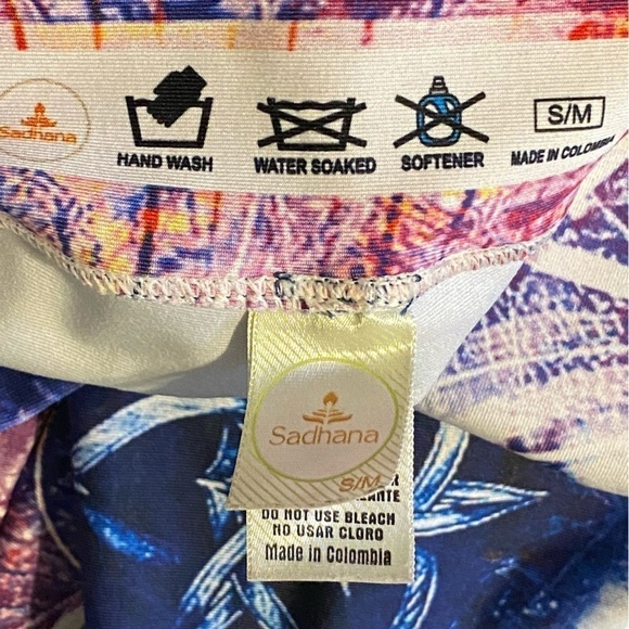 Sadhana Colorful Geometric Full Length Yoga Leggings, size Small/Medium - Picture 11 of 12